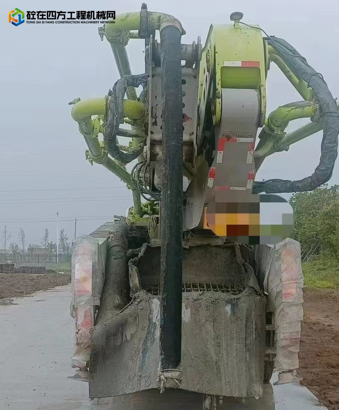 https://images.tongzsf.com/tong/truck_machine/20230505/16454cbba1fd3c.jpg