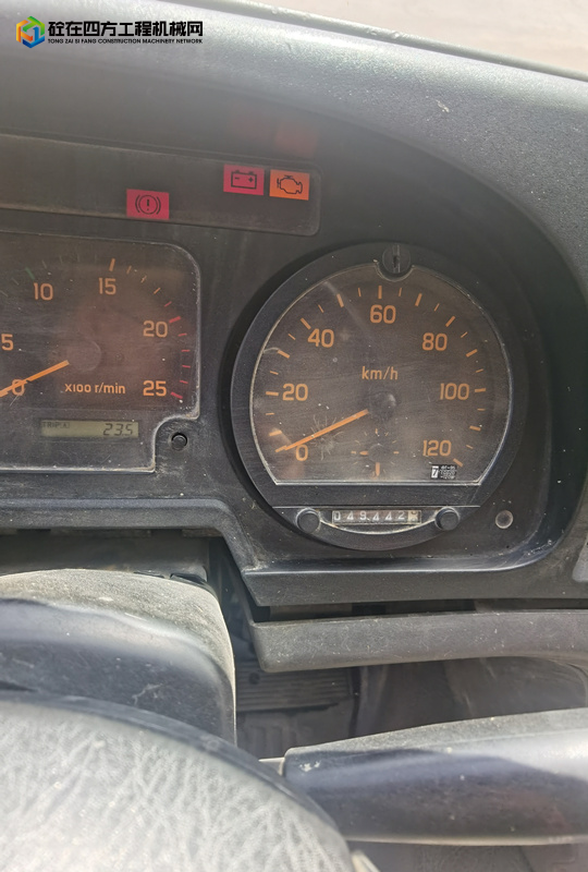 https://images.tongzsf.com/tong/truck_machine/20230511/1645c4348ce74d.jpg