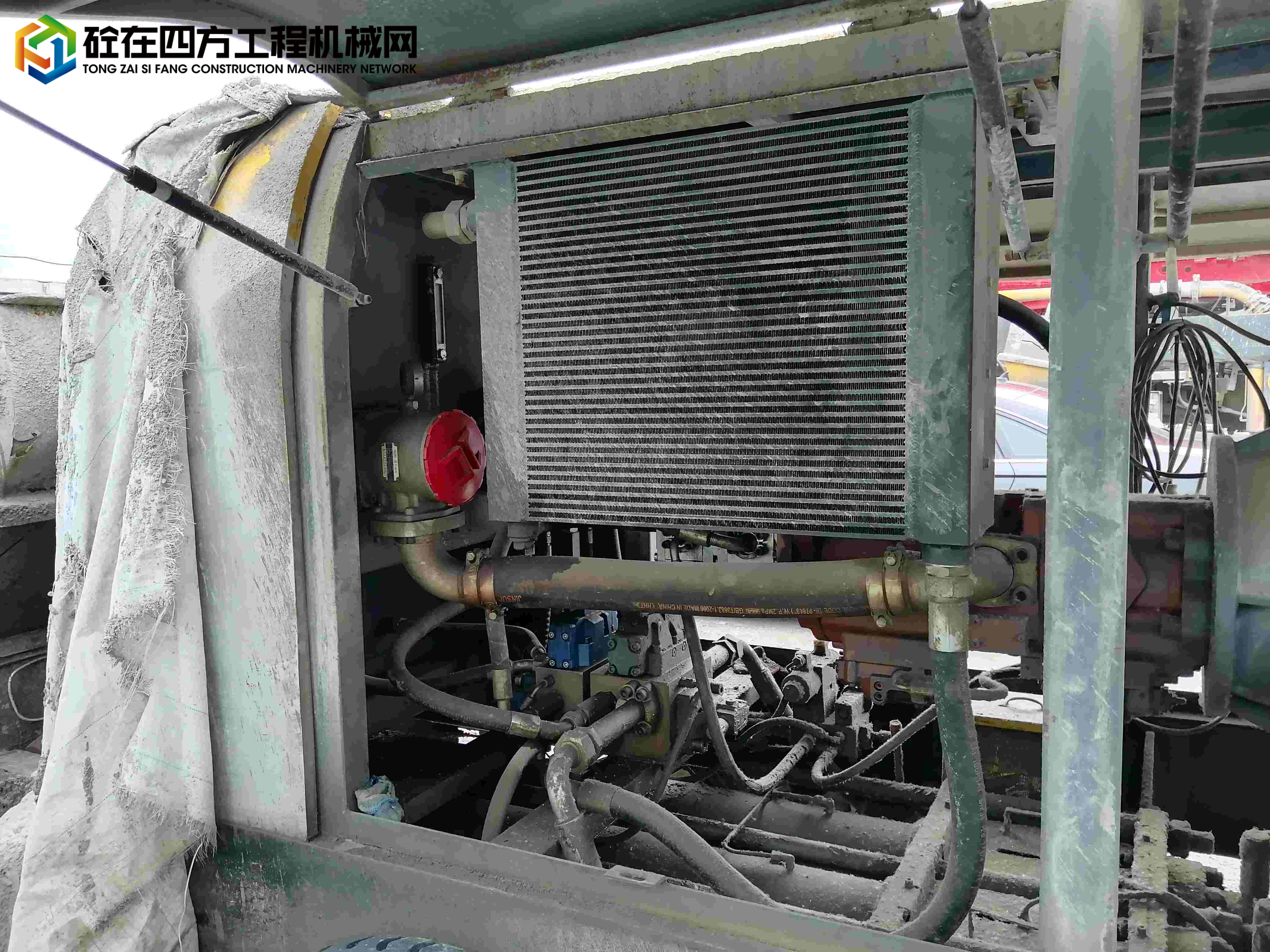 https://images.tongzsf.com/tong/truck_machine/20230512/1645da17f57dc0.jpg