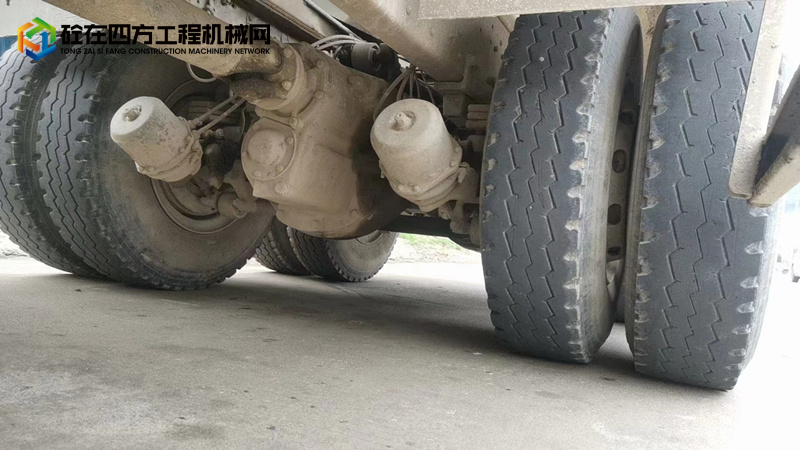 https://images.tongzsf.com/tong/truck_machine/20230512/1645db81f01bf5.jpg