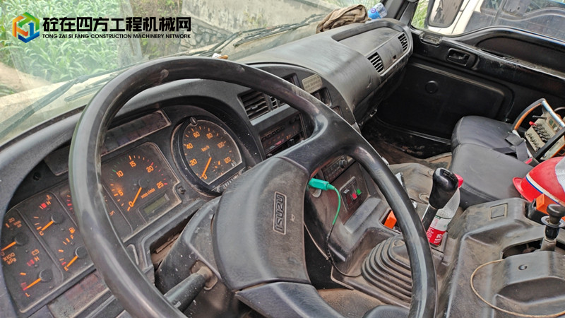 https://images.tongzsf.com/tong/truck_machine/20230515/164618e224a371.jpg