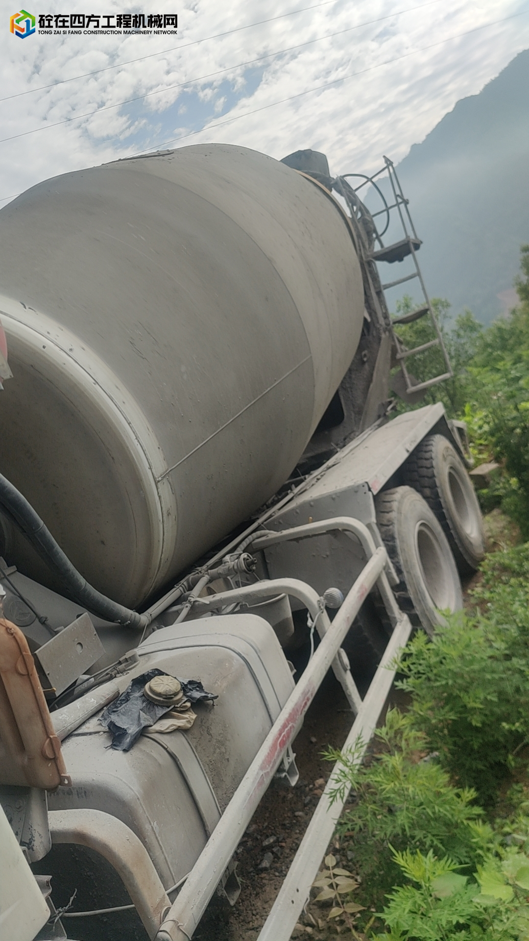 https://images.tongzsf.com/tong/truck_machine/20230515/164618f421a526.jpg