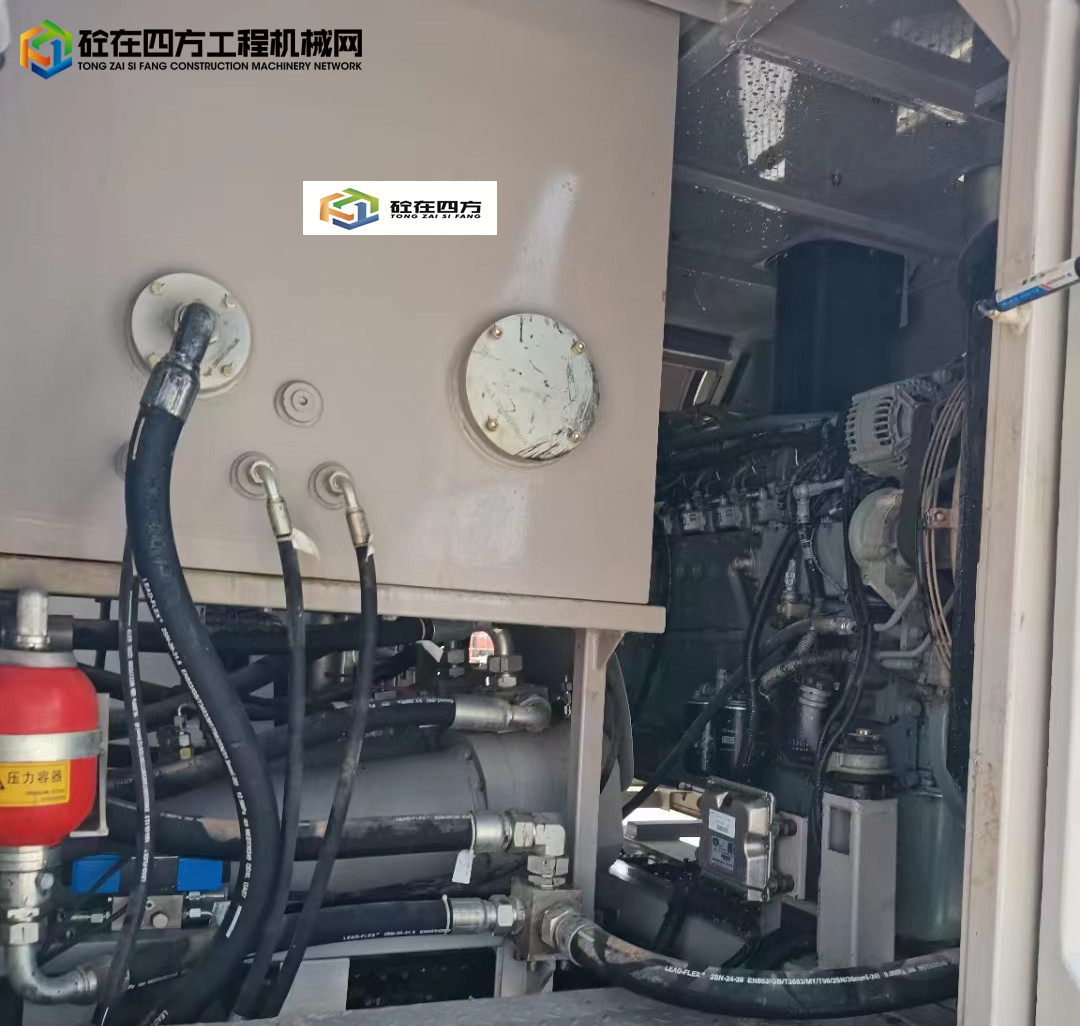 https://images.tongzsf.com/tong/truck_machine/20230515/16461ccd35e2bd.jpg