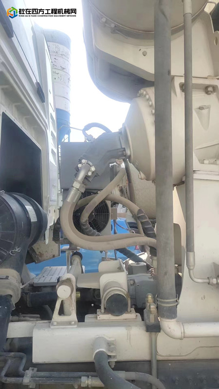 https://images.tongzsf.com/tong/truck_machine/20230515/16461fc4be06e7.jpg
