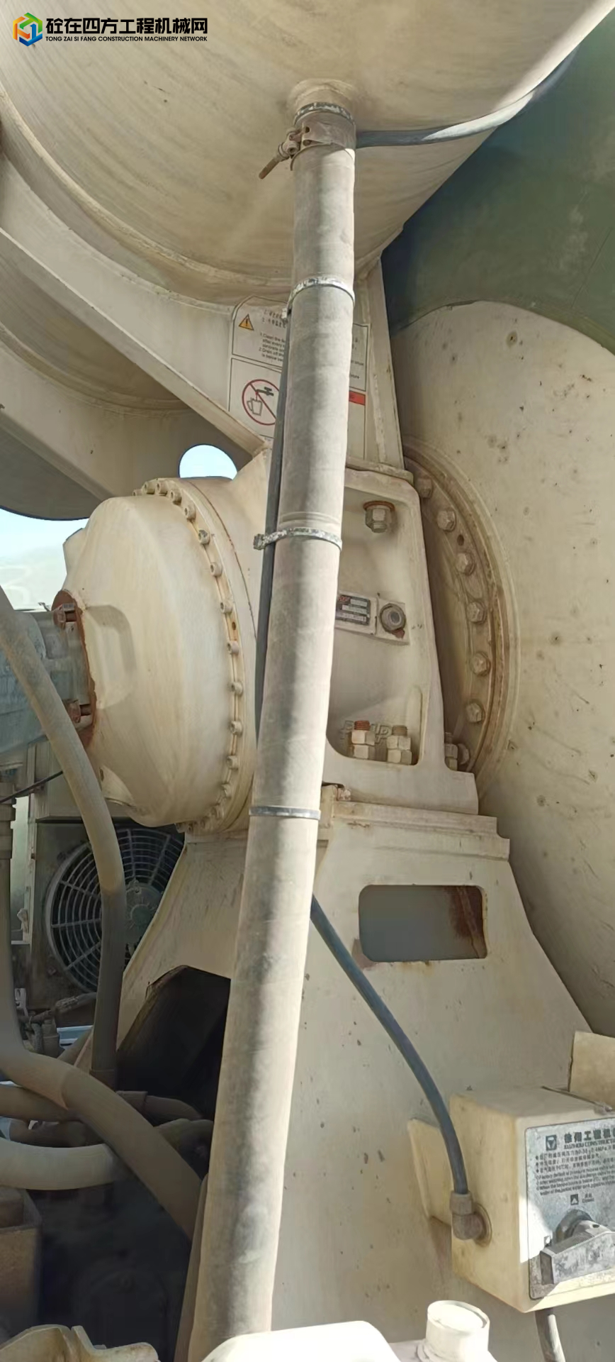https://images.tongzsf.com/tong/truck_machine/20230516/164634bf3d0dba.jpg