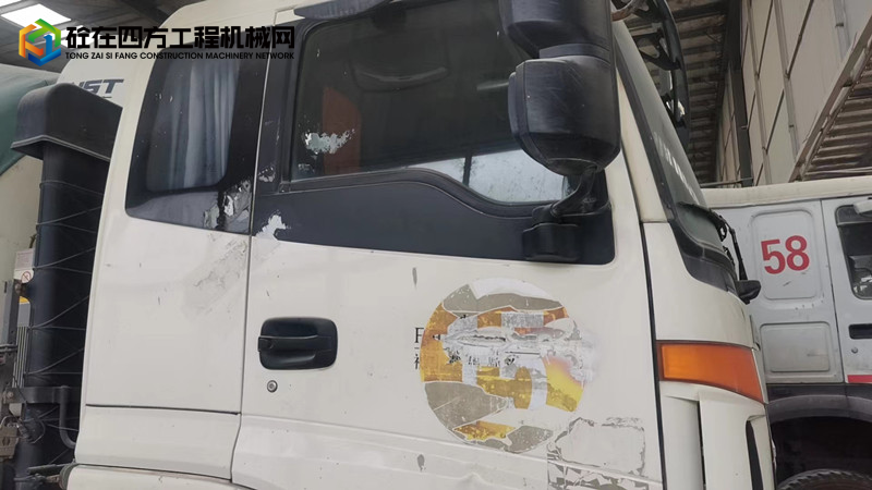 https://images.tongzsf.com/tong/truck_machine/20230519/164672d8bb4a99.jpg
