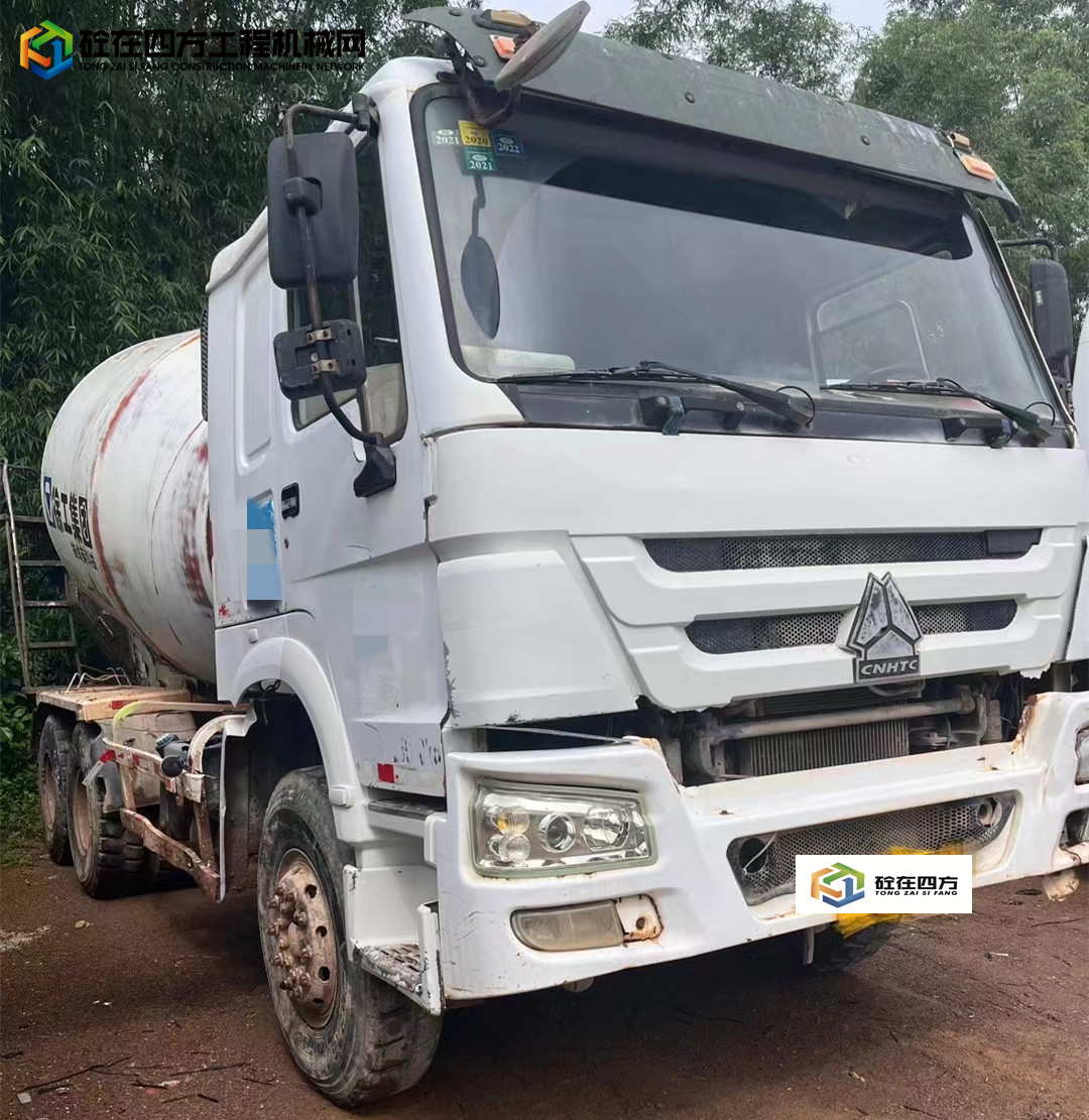 https://images.tongzsf.com/tong/truck_machine/20230522/1646ad1362eca9.jpg