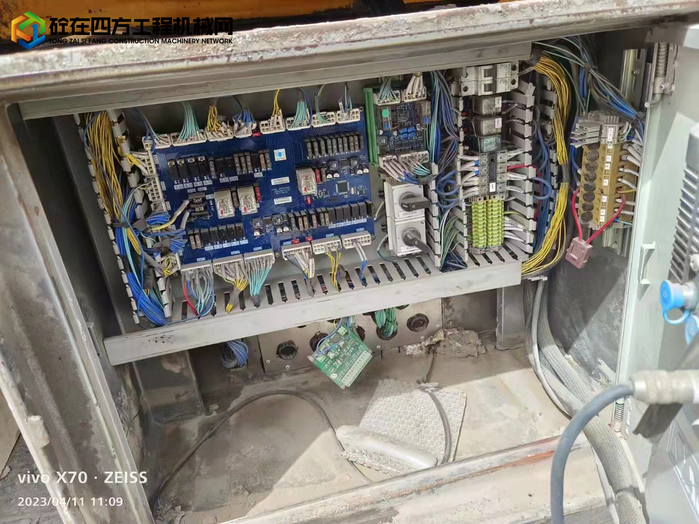https://images.tongzsf.com/tong/truck_machine/20230522/1646ad53fcc500.jpg