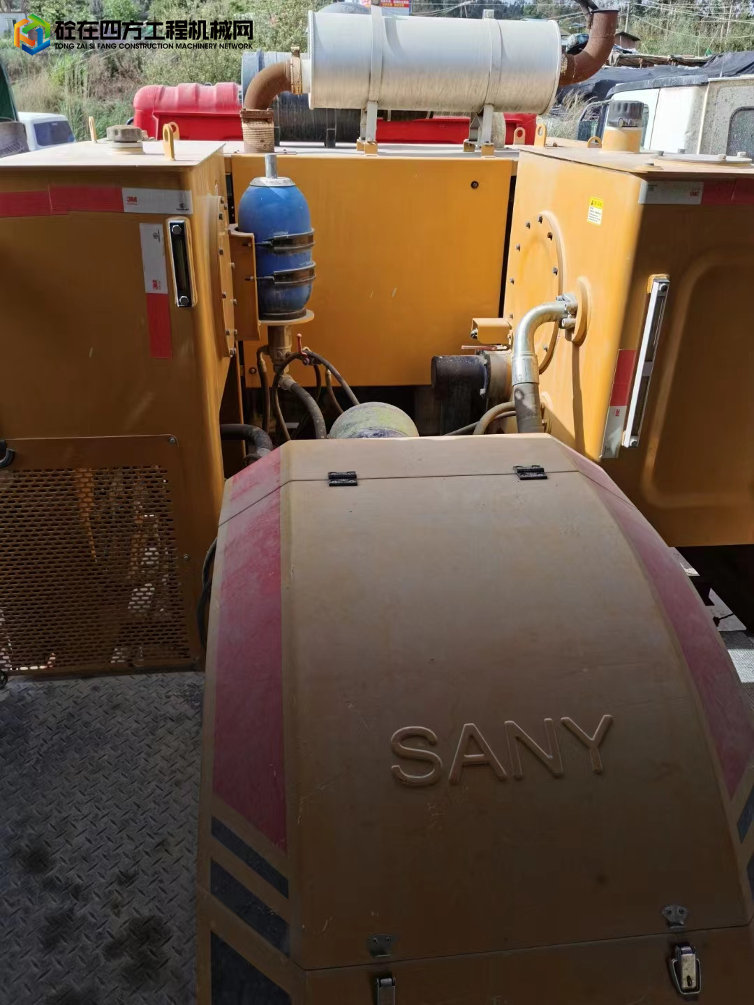 https://images.tongzsf.com/tong/truck_machine/20230523/1646c22ba19787.jpg