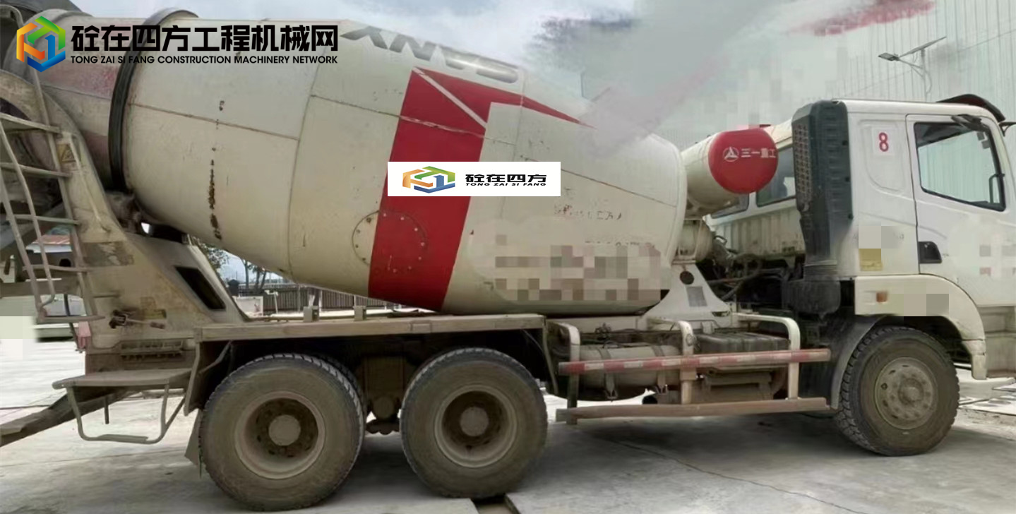 https://images.tongzsf.com/tong/truck_machine/20230523/1646c7c722c6e4.jpg