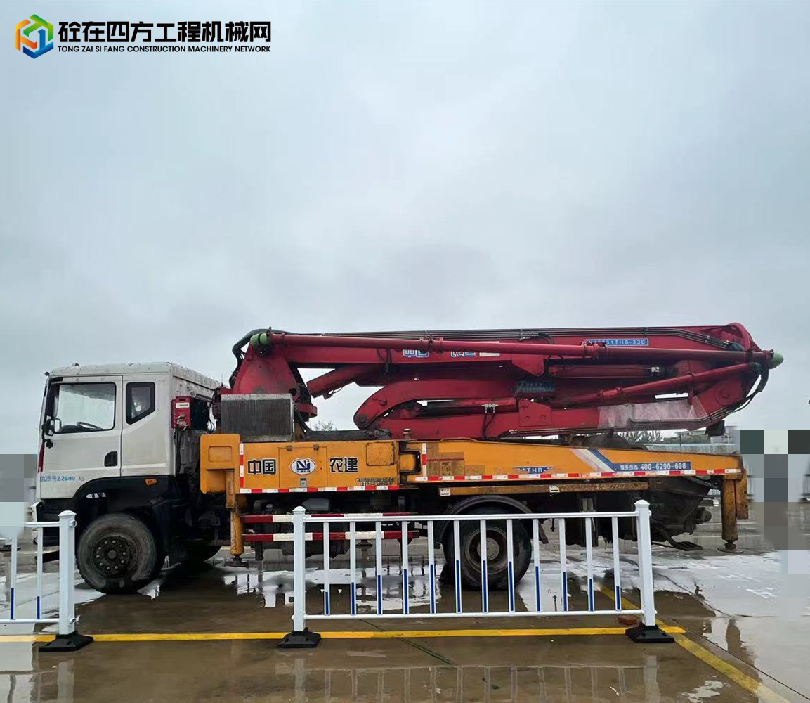 https://images.tongzsf.com/tong/truck_machine/20230523/1646c88e54cb88.jpg