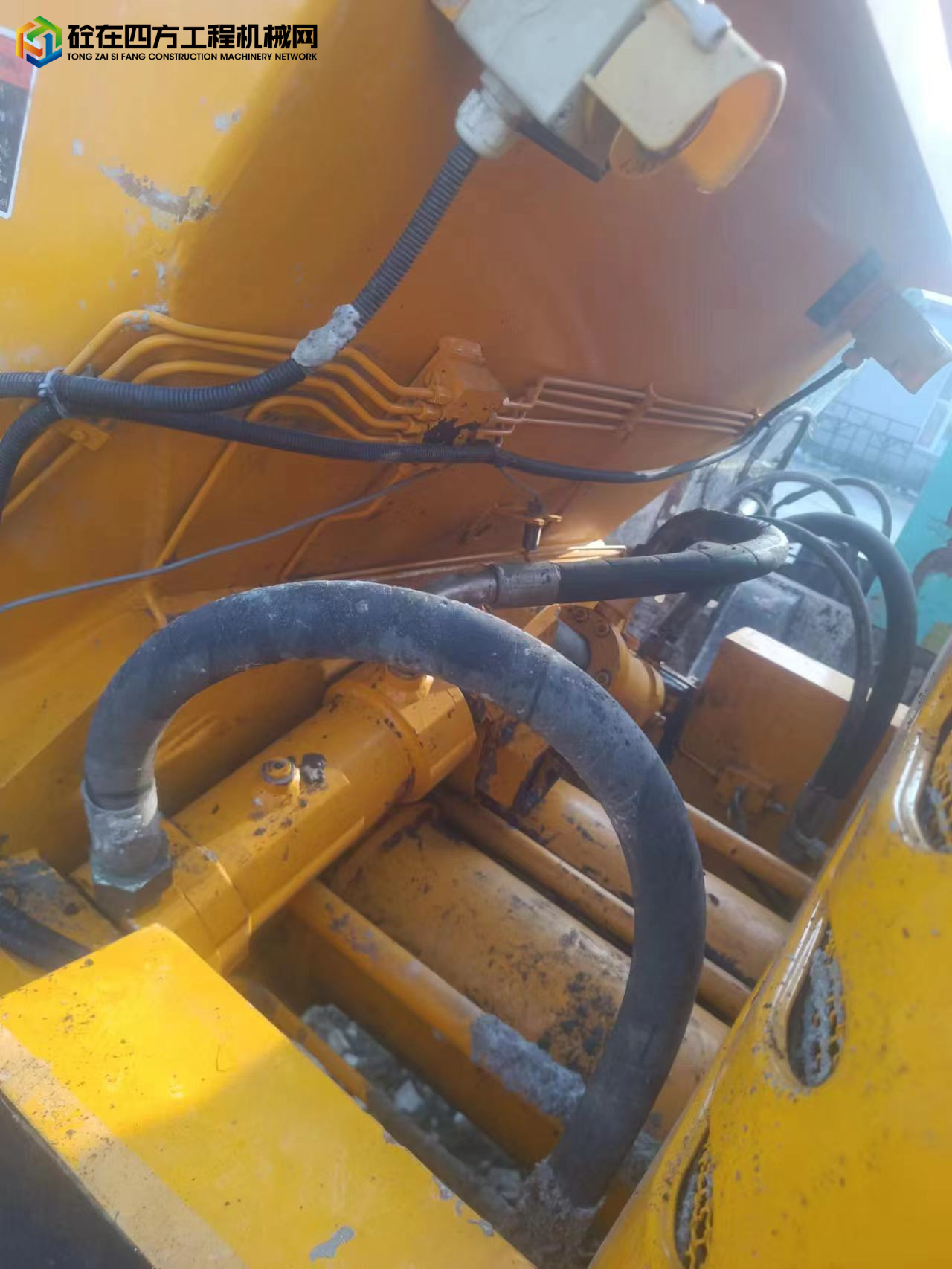 https://images.tongzsf.com/tong/truck_machine/20230524/1646dcfe62591e.jpg