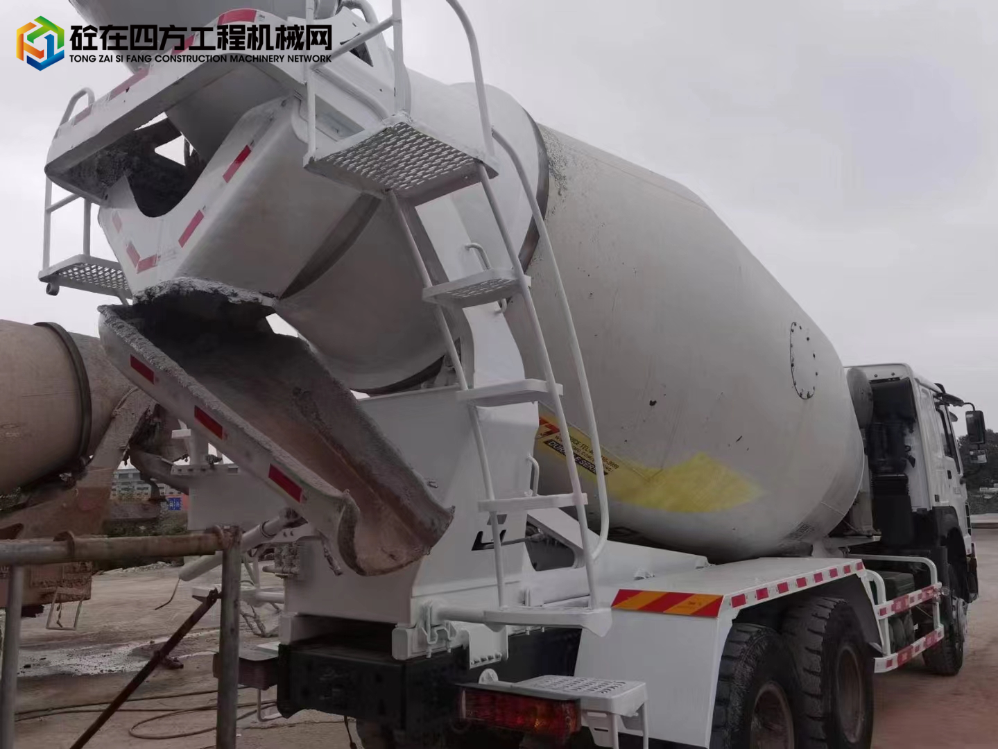 https://images.tongzsf.com/tong/truck_machine/20230525/1646f18785f0b9.jpg