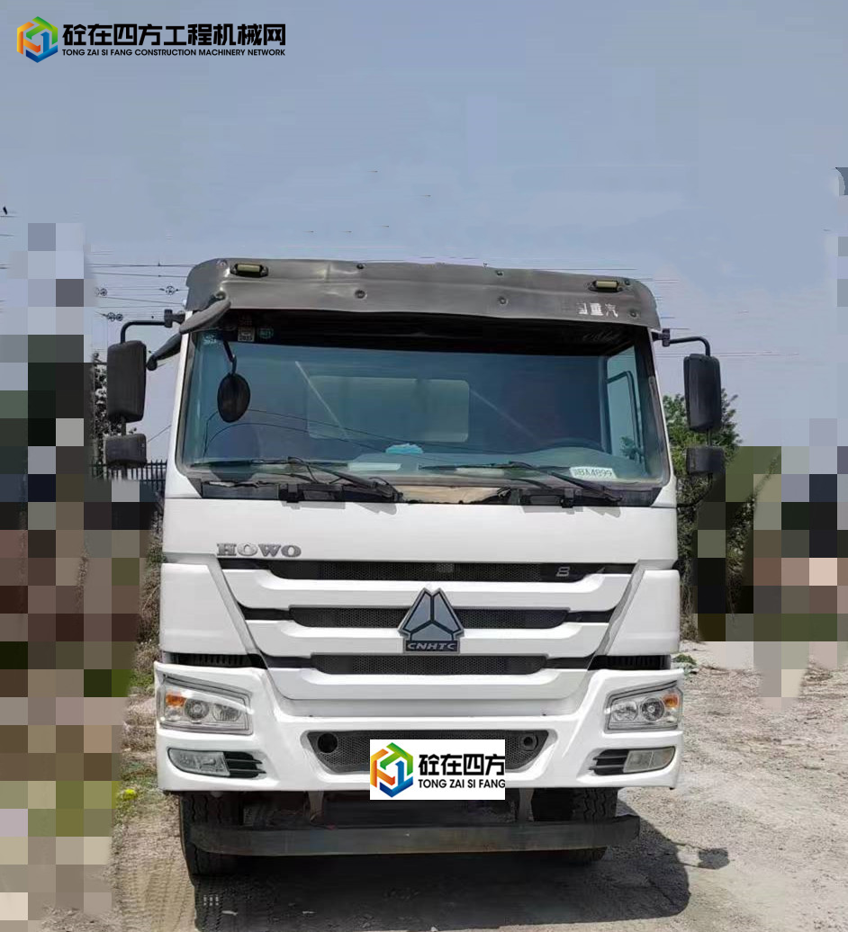 https://images.tongzsf.com/tong/truck_machine/20230525/1646f21d86c3de.jpg