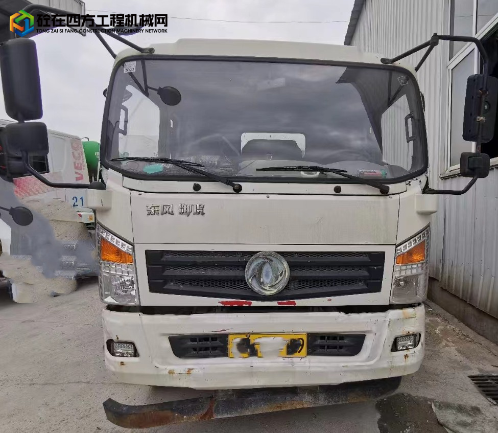 https://images.tongzsf.com/tong/truck_machine/20230526/16470594dd8ee0.jpg