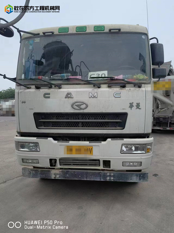 https://images.tongzsf.com/tong/truck_machine/20230527/1647172f2d7e37.jpg