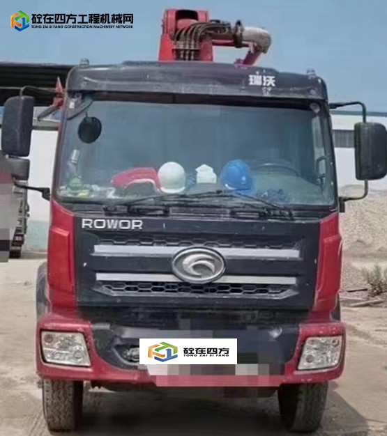 https://images.tongzsf.com/tong/truck_machine/20230527/164719dfea485f.jpg