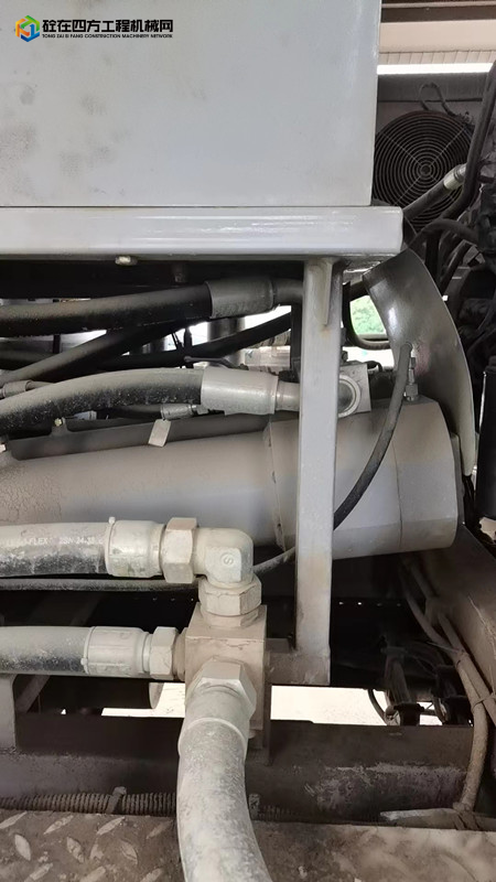 https://images.tongzsf.com/tong/truck_machine/20230527/16471a807cde13.jpg