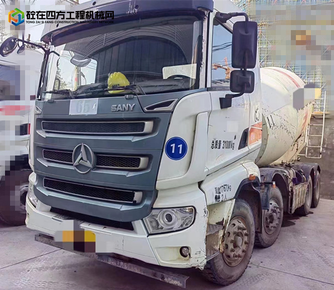 https://images.tongzsf.com/tong/truck_machine/20230529/164744c5879a80.jpg