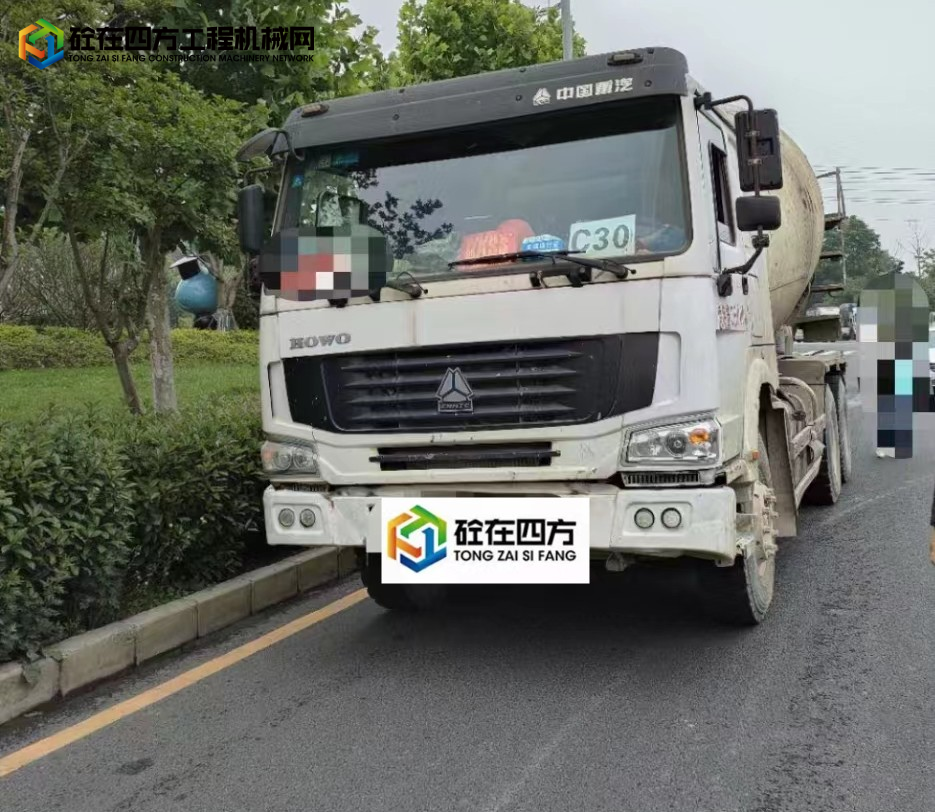 https://images.tongzsf.com/tong/truck_machine/20230530/164754a839ce93.jpg
