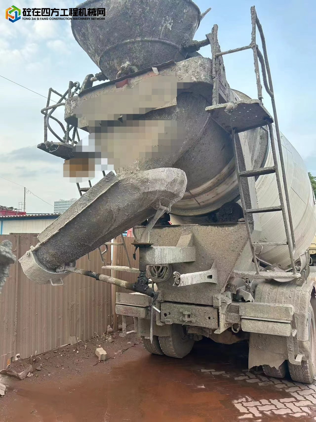 https://images.tongzsf.com/tong/truck_machine/20230530/164756eec3f486.jpg