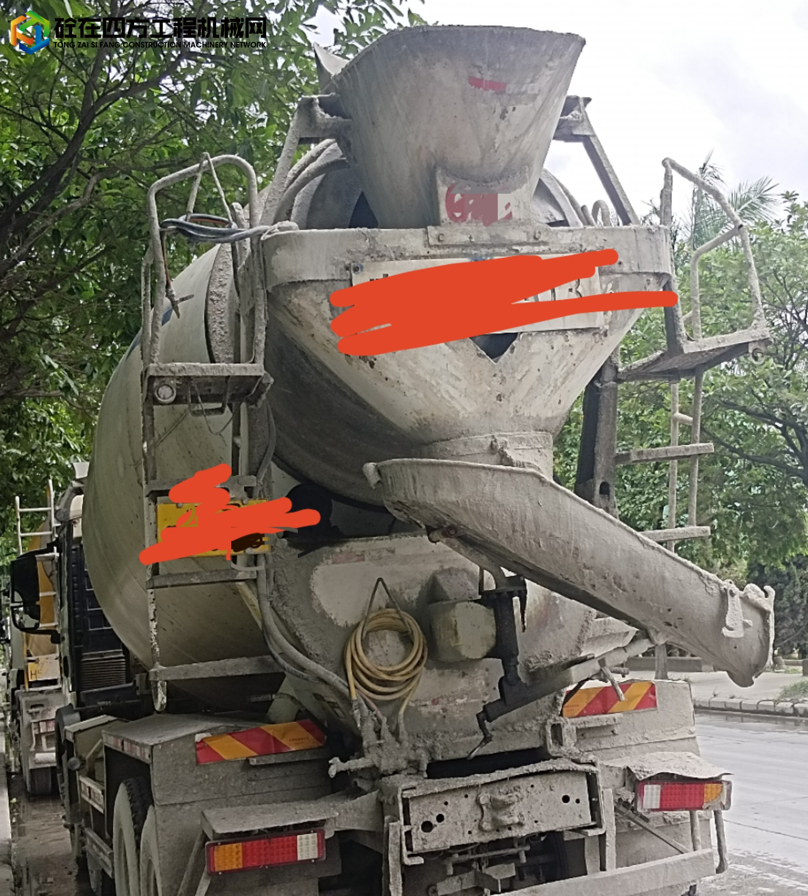 https://images.tongzsf.com/tong/truck_machine/20230530/16475af8f24e5b.jpg