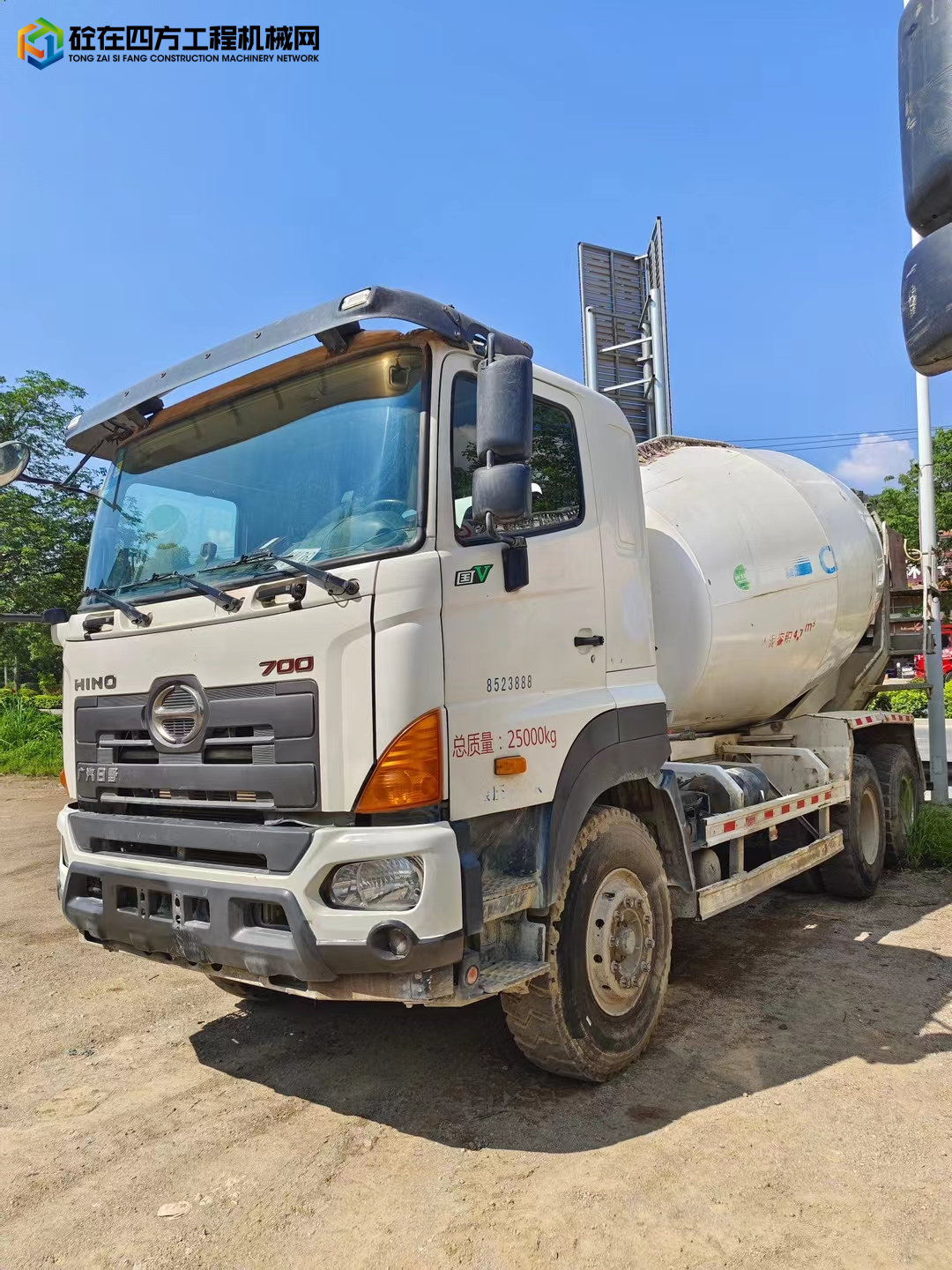 https://images.tongzsf.com/tong/truck_machine/20230531/16476c0c4dbe00.jpg