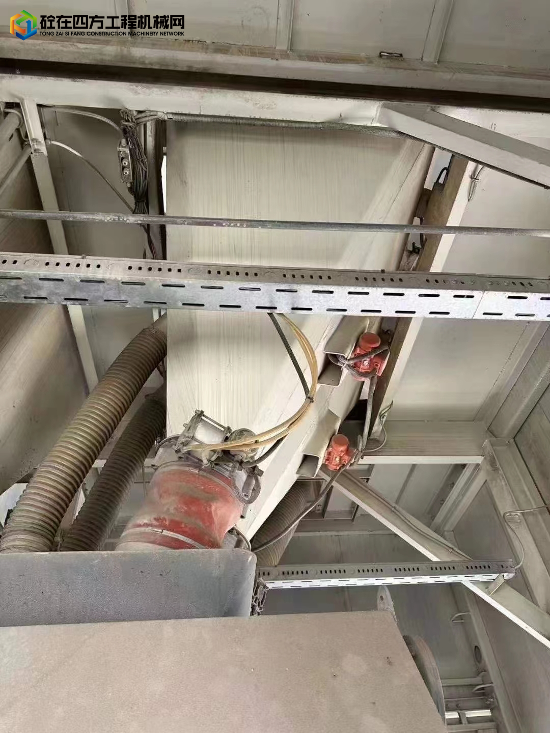 https://images.tongzsf.com/tong/truck_machine/20230531/16476f0faa9f23.jpg