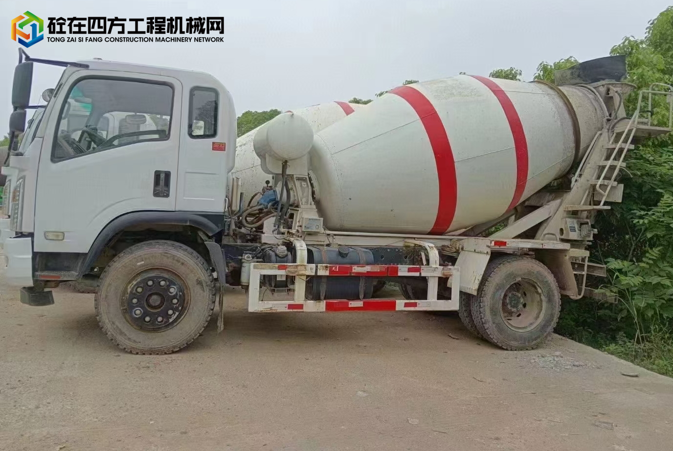 https://images.tongzsf.com/tong/truck_machine/20230531/164770c5bb3d2b.jpg