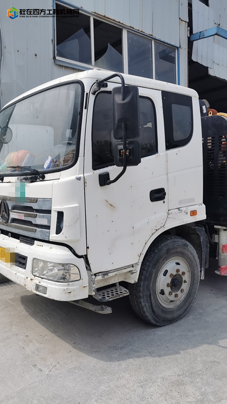 https://images.tongzsf.com/tong/truck_machine/20230601/16478129234f43.jpg