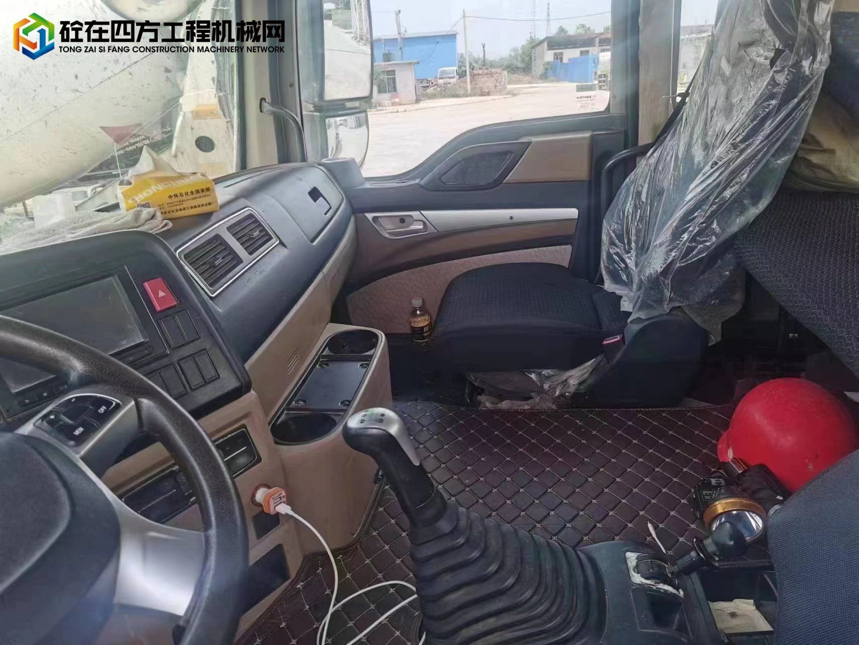 https://images.tongzsf.com/tong/truck_machine/20230602/164794c1c26438.jpg