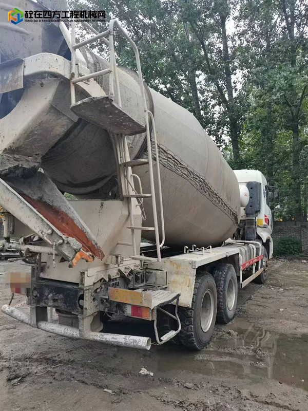 https://images.tongzsf.com/tong/truck_machine/20230602/164799b367ba49.jpg