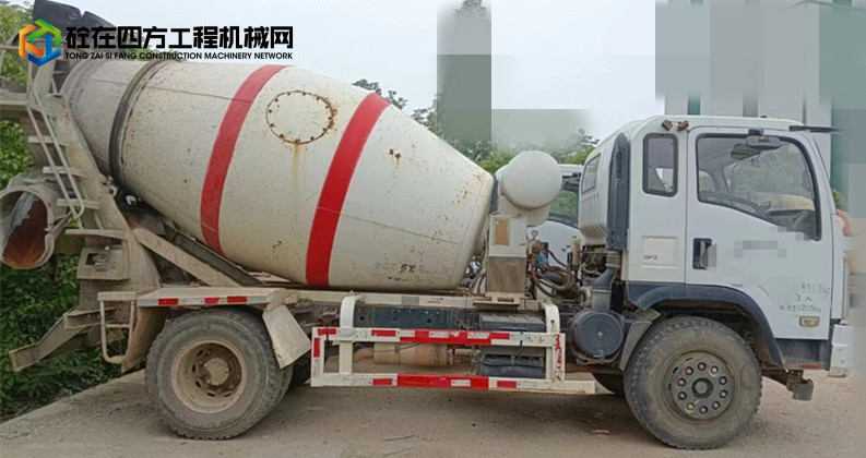 https://images.tongzsf.com/tong/truck_machine/20230605/1647d4171a4fe0.jpg