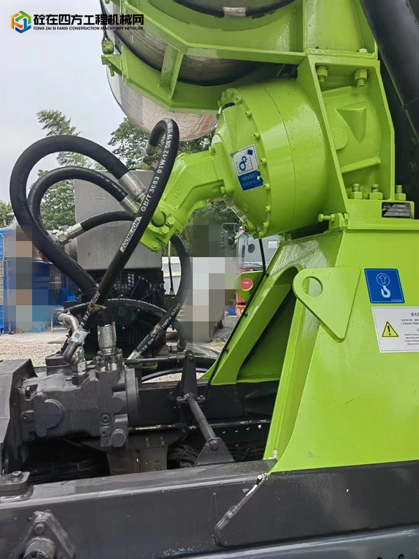 https://images.tongzsf.com/tong/truck_machine/20230605/1647d4a8d8c980.jpg