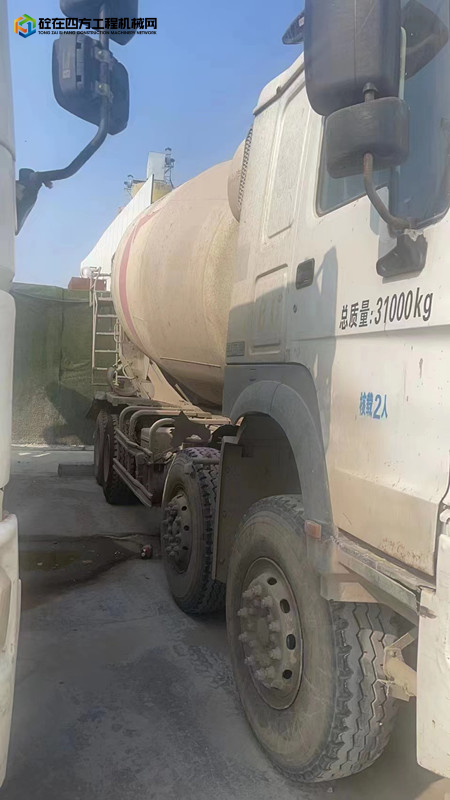 https://images.tongzsf.com/tong/truck_machine/20230605/1647d9b5dcd932.jpg