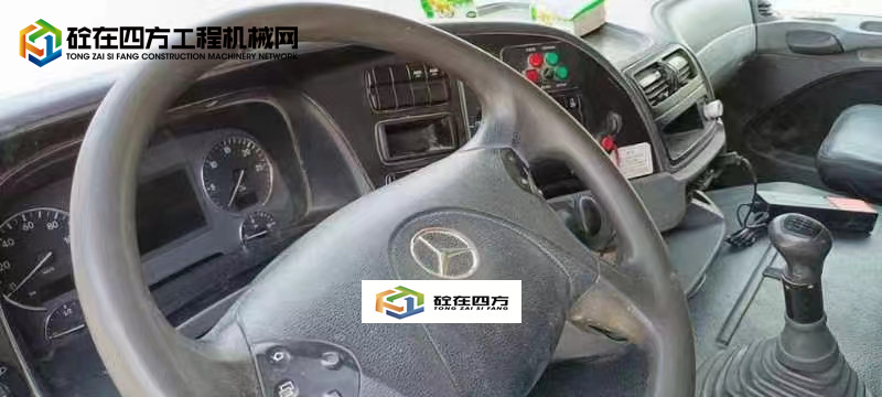 https://images.tongzsf.com/tong/truck_machine/20230606/1647e9ea8b8397.jpg