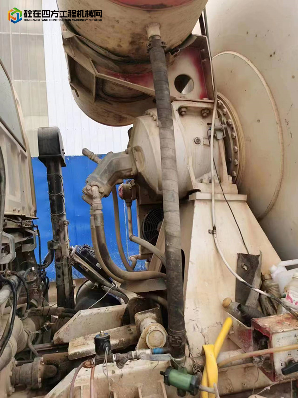 https://images.tongzsf.com/tong/truck_machine/20230606/1647ee2e523526.jpg