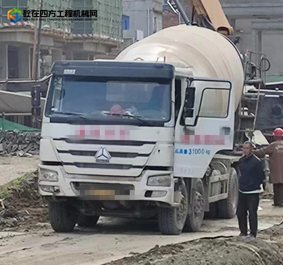 https://images.tongzsf.com/tong/truck_machine/20230608/16481973b3d3ab.jpg