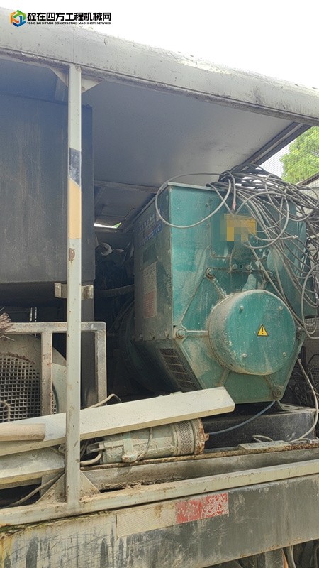 https://images.tongzsf.com/tong/truck_machine/20230609/16482df19eeab9.jpg