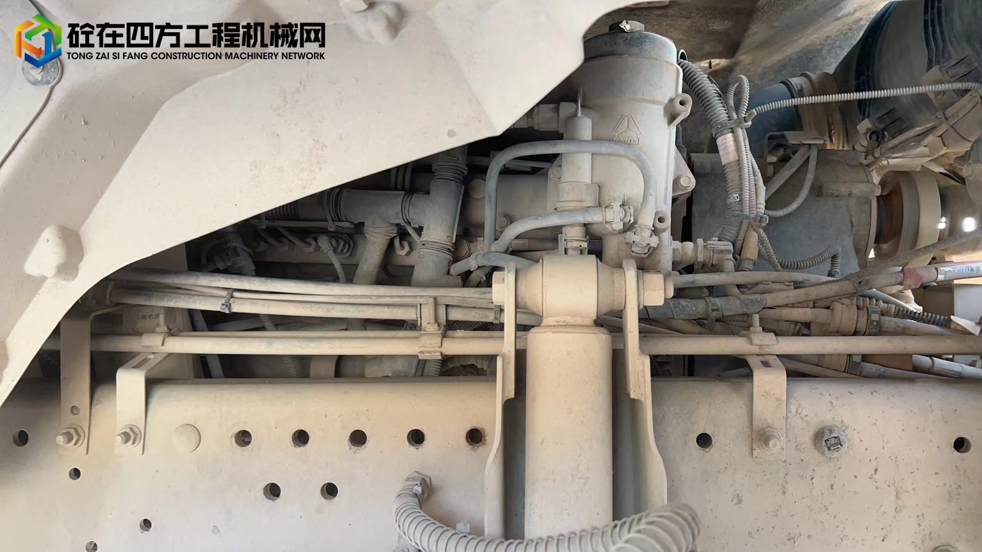 https://images.tongzsf.com/tong/truck_machine/20230612/1648679de8dd26.jpg