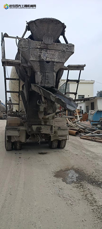 https://images.tongzsf.com/tong/truck_machine/20230612/16486b4ae440b9.jpg