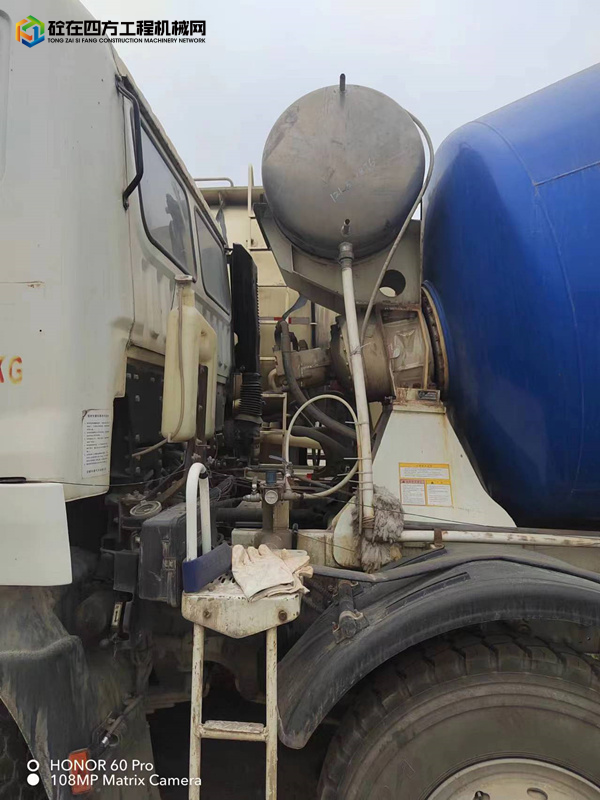 https://images.tongzsf.com/tong/truck_machine/20230614/1648918bd8b5a9.jpg