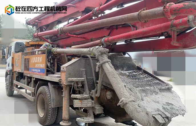 https://images.tongzsf.com/tong/truck_machine/20230619/1648fafc3c2c03.jpg