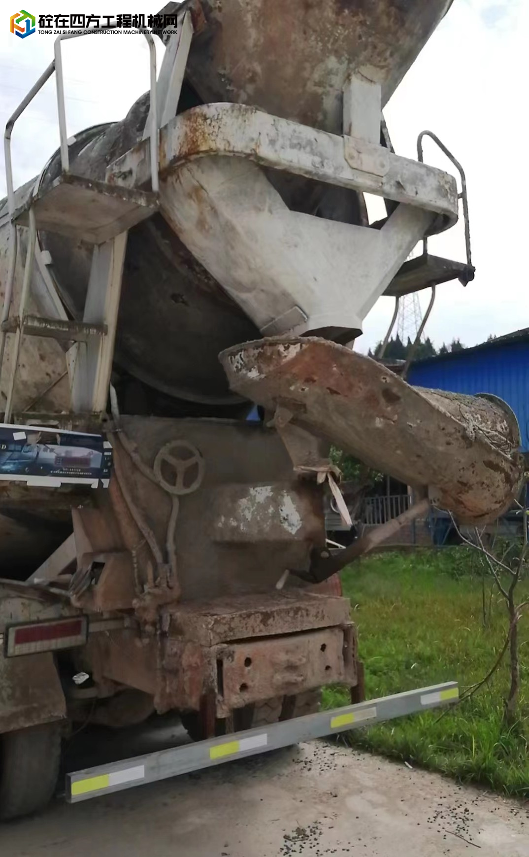 https://images.tongzsf.com/tong/truck_machine/20230626/16498e8fa590ce.jpg