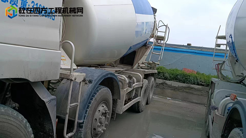 https://images.tongzsf.com/tong/truck_machine/20230626/1649943e24011a.jpg