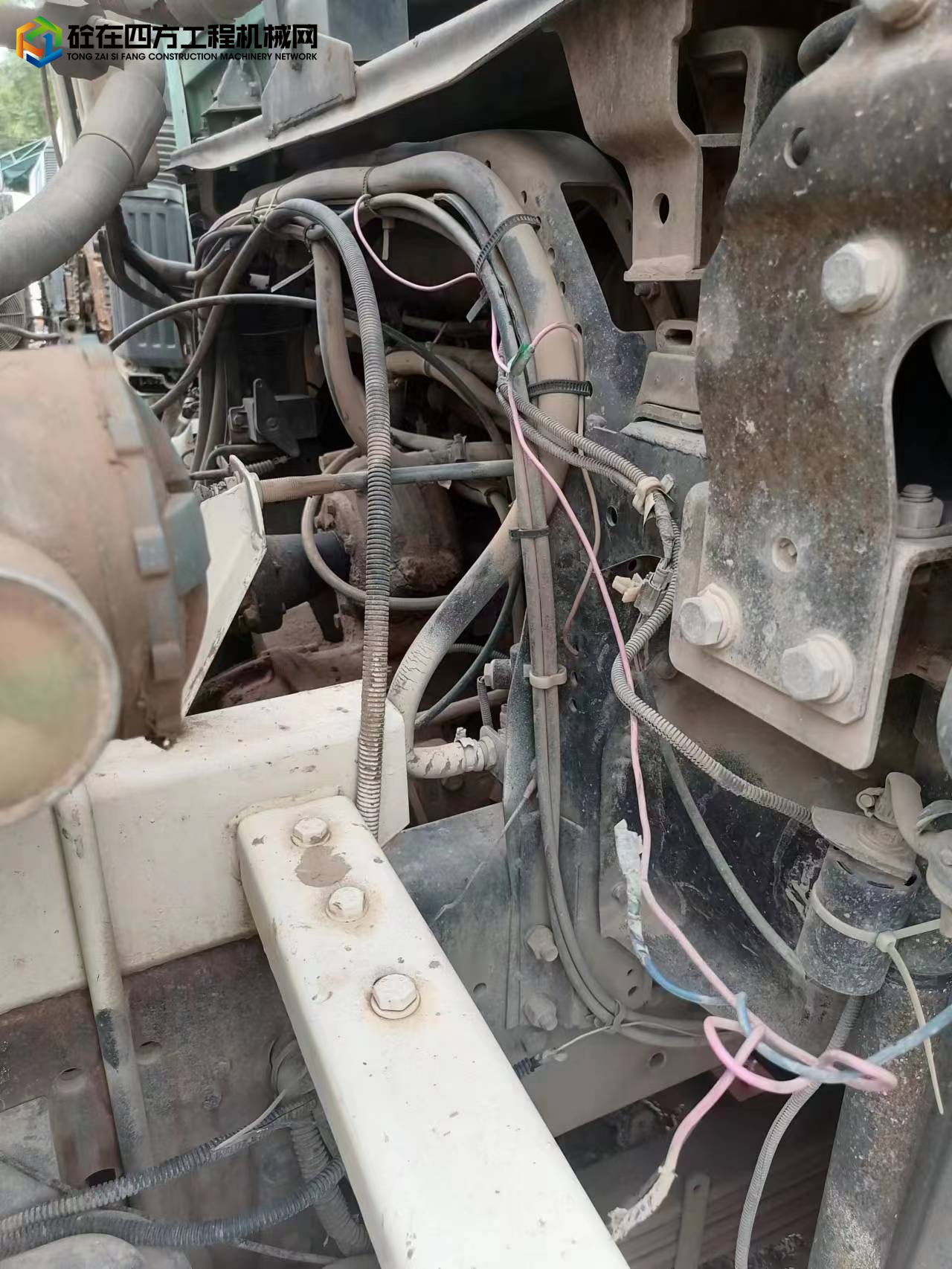 https://images.tongzsf.com/tong/truck_machine/20230626/1649954669f30f.jpg