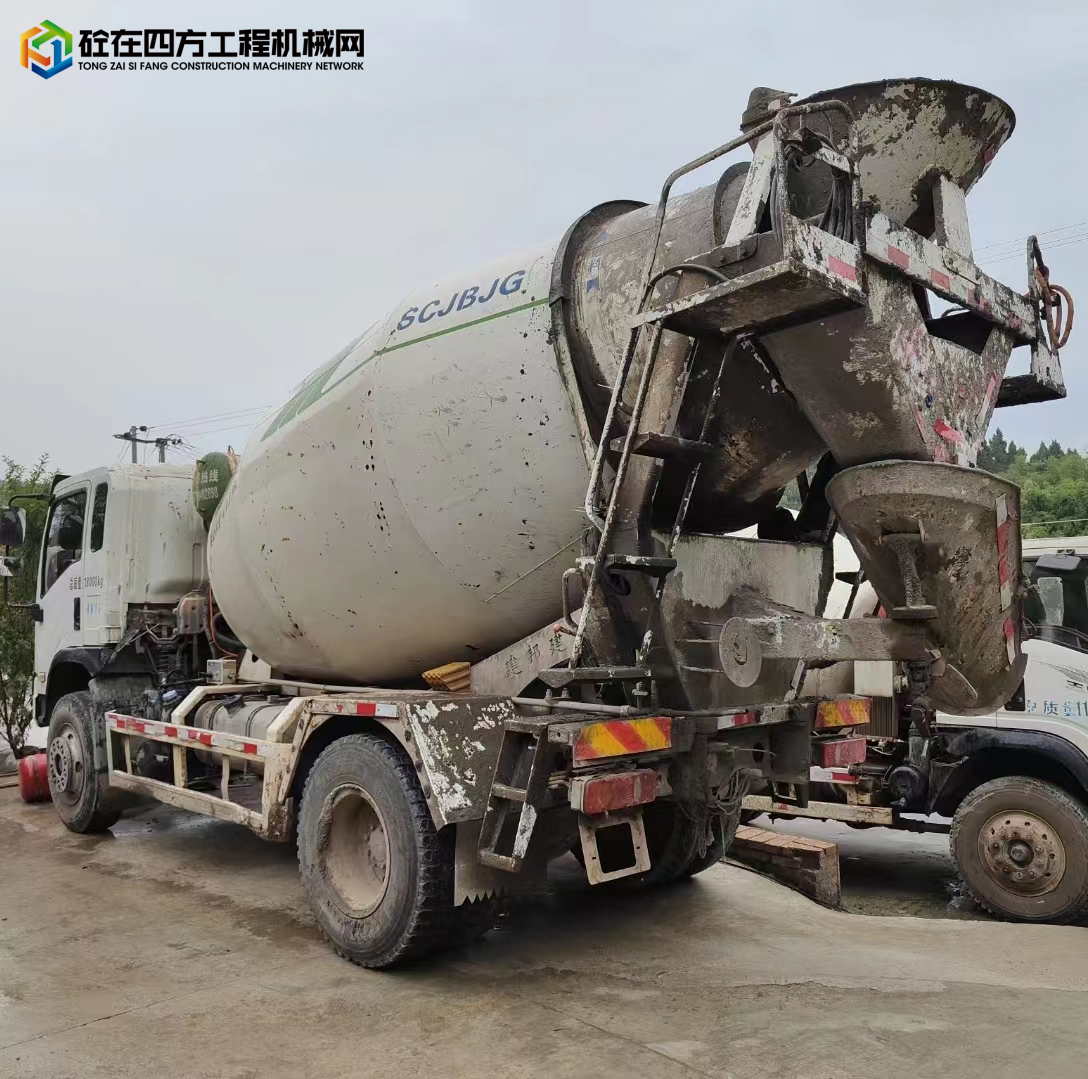 https://images.tongzsf.com/tong/truck_machine/20230629/1649cf4be6f96b.jpg