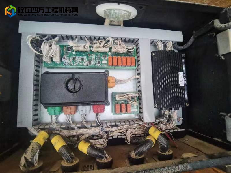 https://images.tongzsf.com/tong/truck_machine/20230629/1649d962151b43.jpg