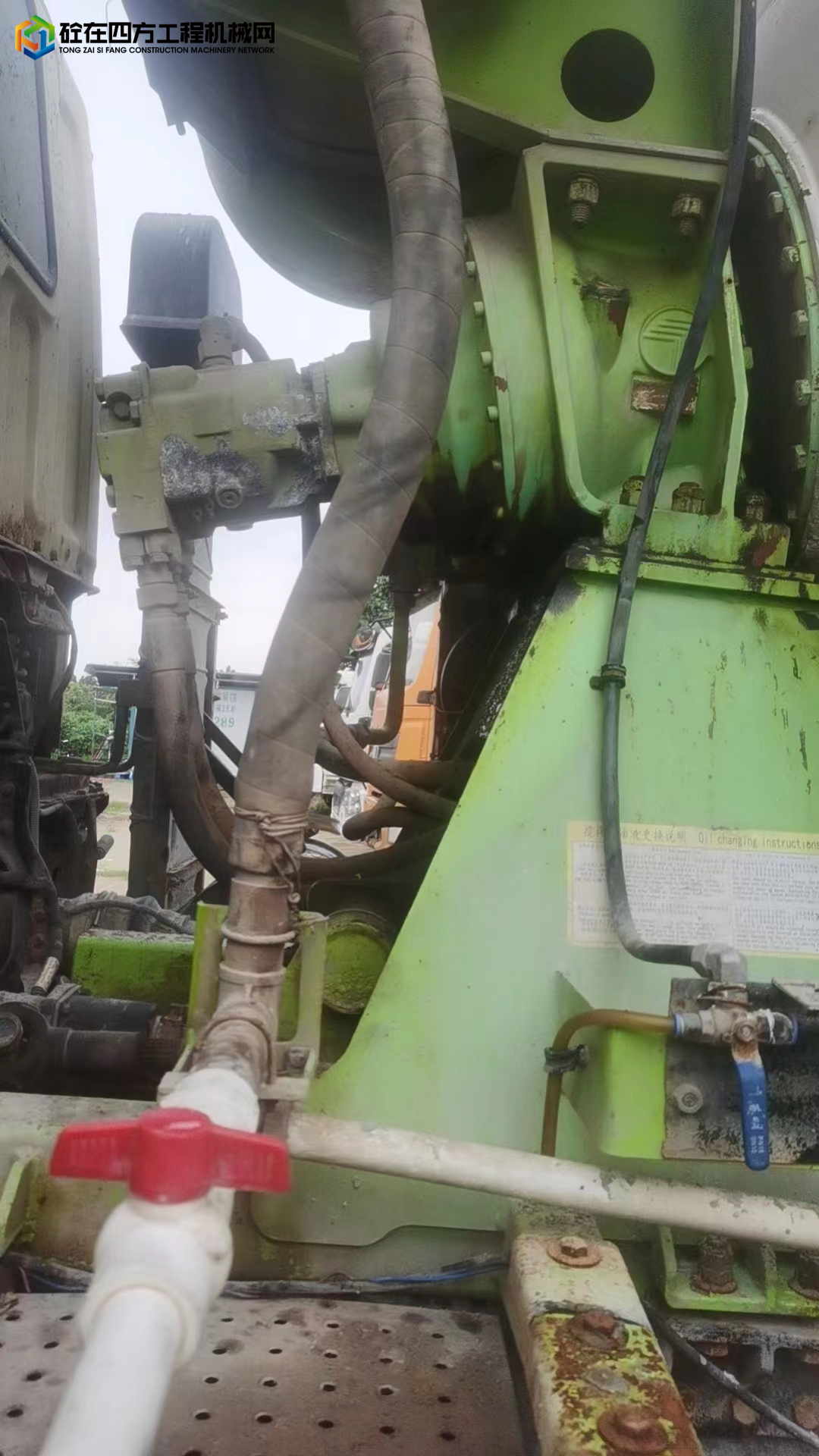https://images.tongzsf.com/tong/truck_machine/20230630/1649e416ddf8d5.jpg