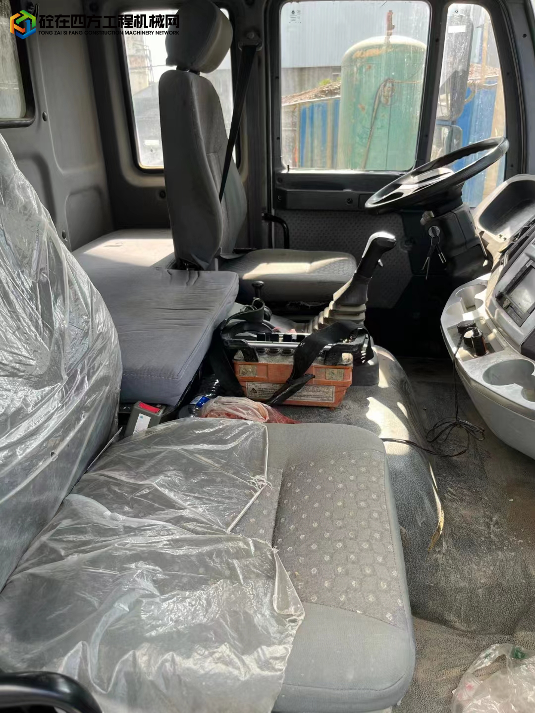 https://images.tongzsf.com/tong/truck_machine/20230703/164a2634fd39ad.jpg